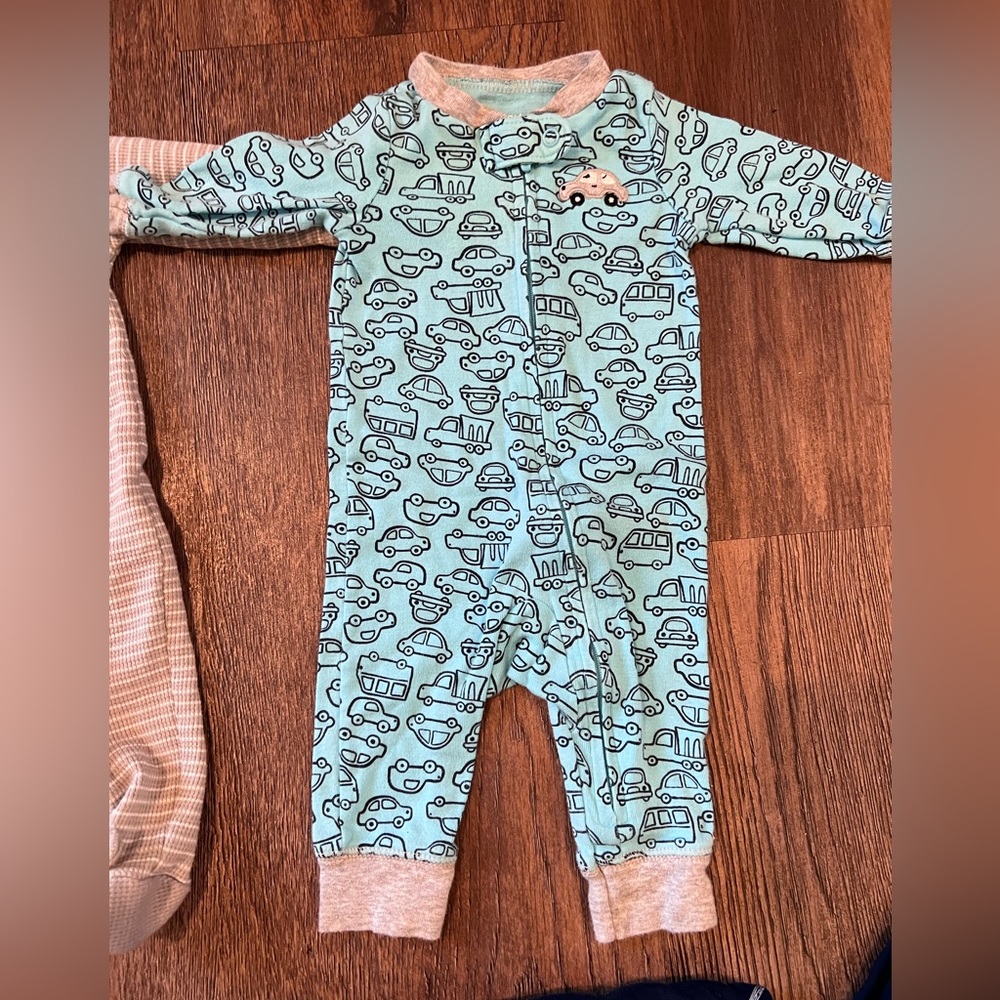 Carters PJs Bundle 3 months - Picture 4 of 10